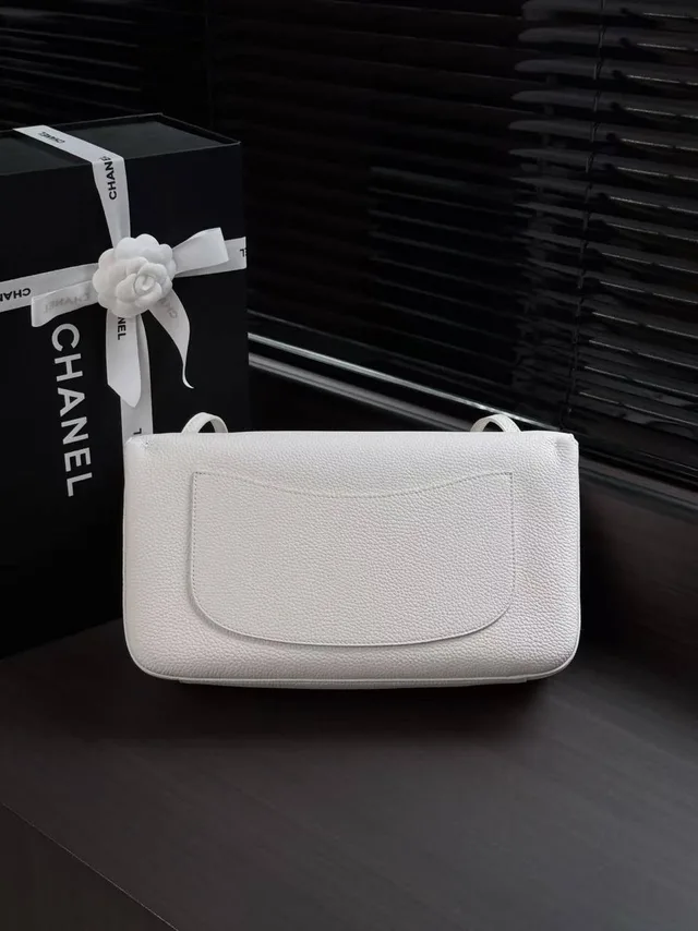 Сумка Chanel золотая фурнитура