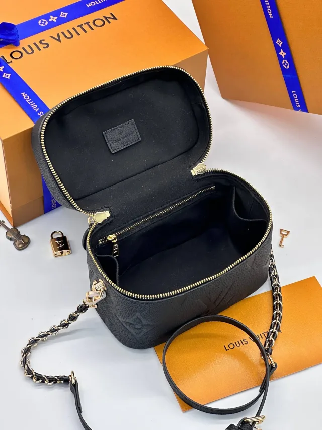 Косметичка Louis Vuitton