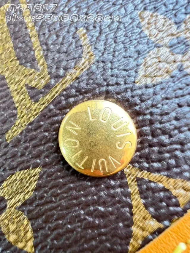 Сумка Louis Vuitton