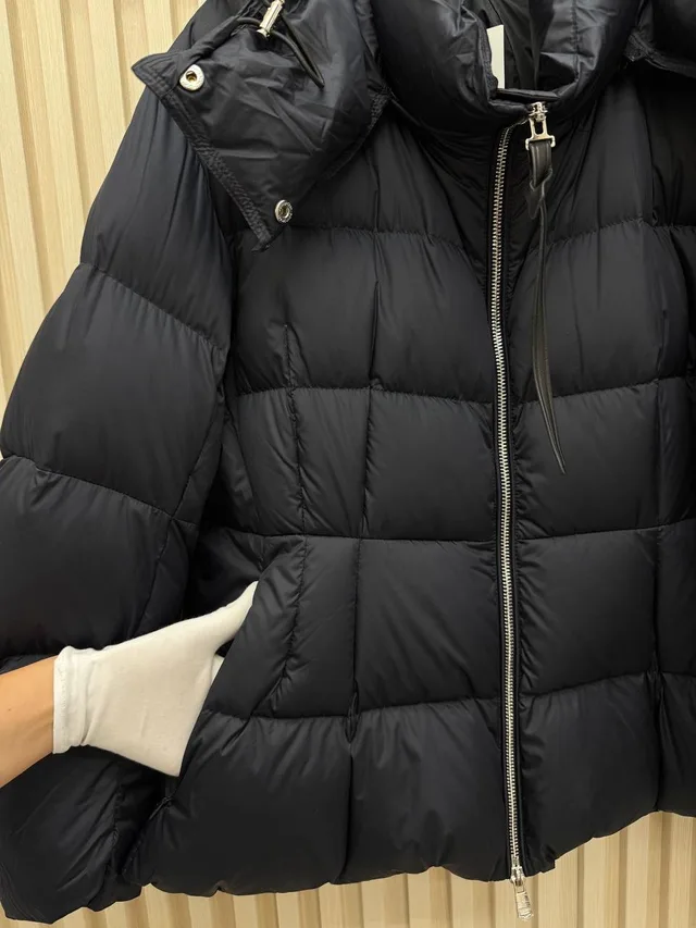 Пуховик Bottega Veneta