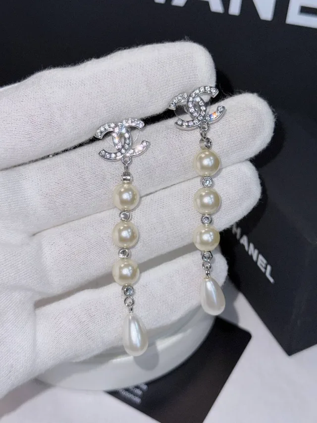 Серьги Chanel