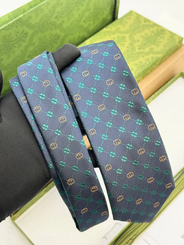 Галстук Gucci