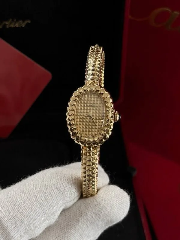 Часы Cartier Baignoire