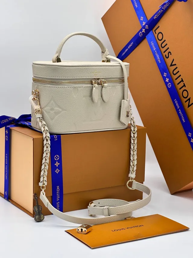 Косметичка Louis Vuitton