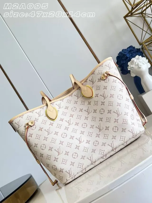 Сумка Louis Vuitton