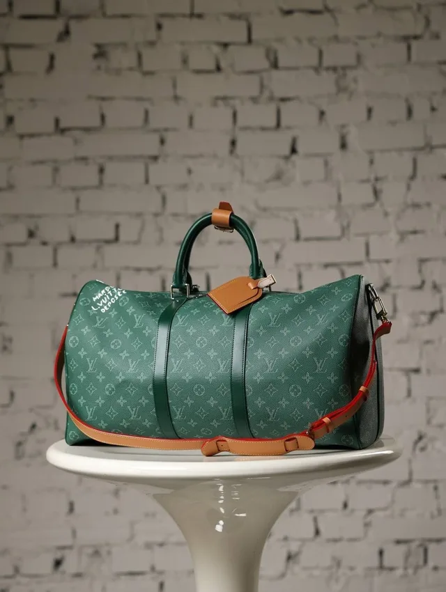 Сумка дорожная Louis Vuitton Keepall Bandouliere