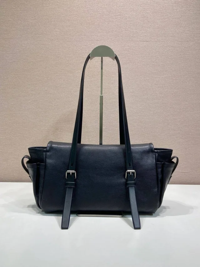 Сумка Prada
