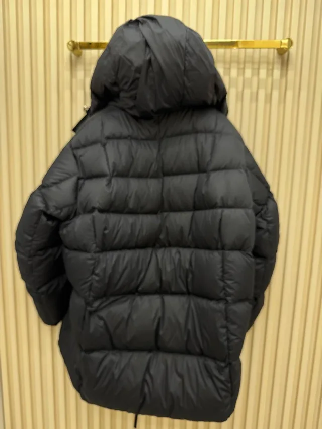 Пуховик Bottega Veneta