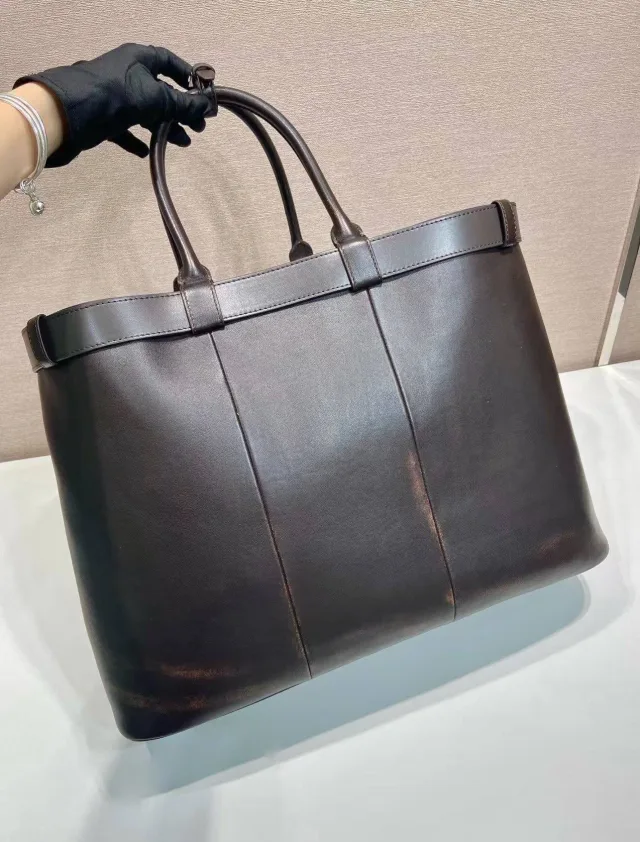 Сумка Prada
