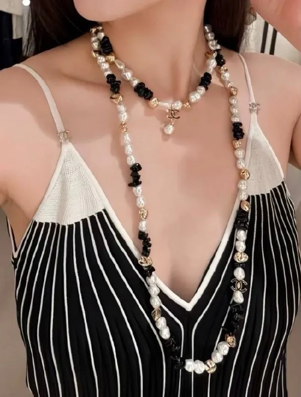Колье Chanel
