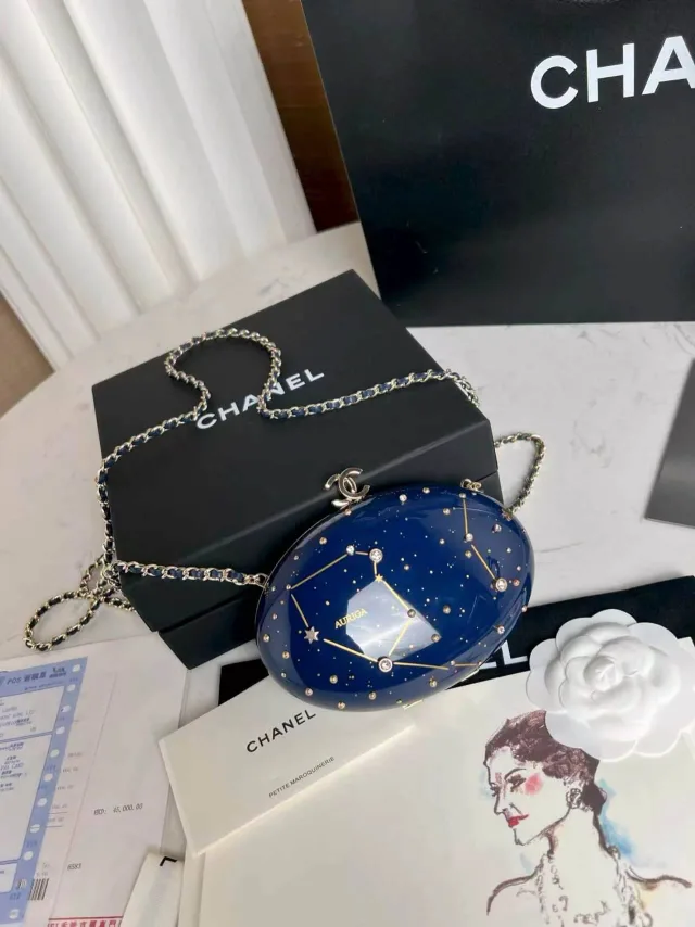 КЛАТЧ CHANEL