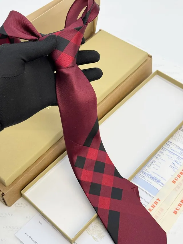 Галстук BURBERRY