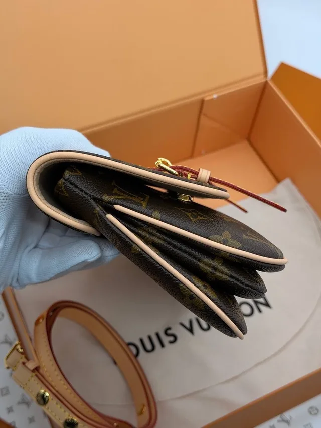 Сумка Louis Vuitton Marelle