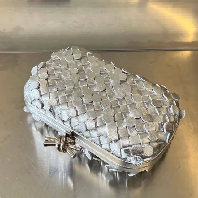 Сумка Клатч Bottega Veneta Knot