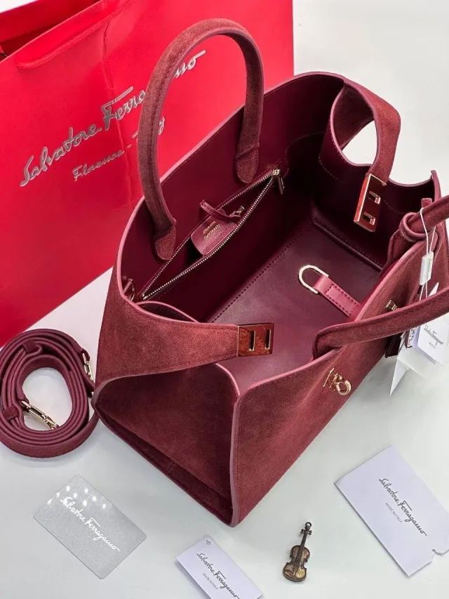Сумка Salvatore Ferragamo