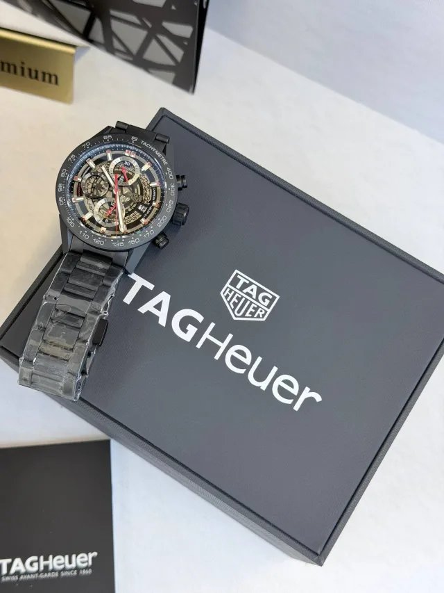 Мужские наручные часы TAG Heuer Carrera