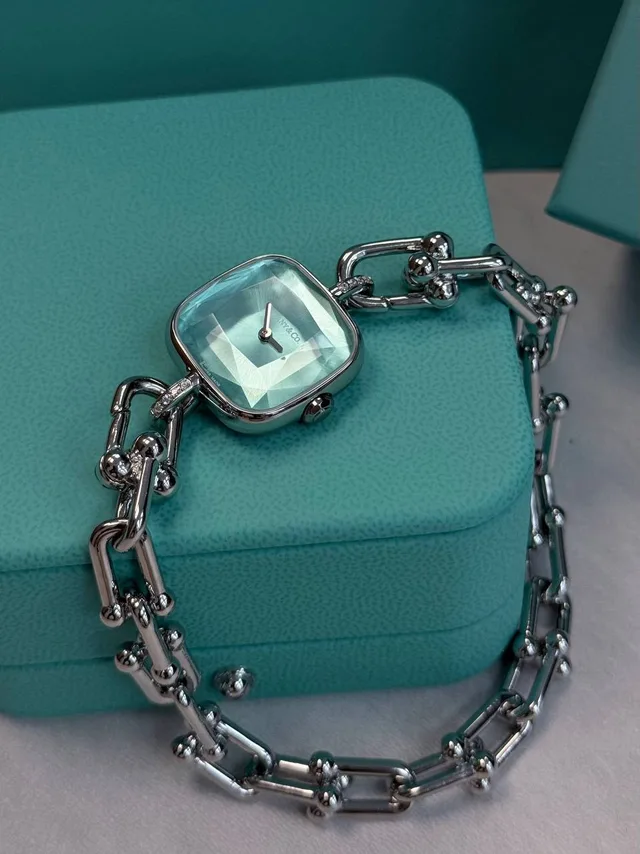 Часы Tiffany&Co