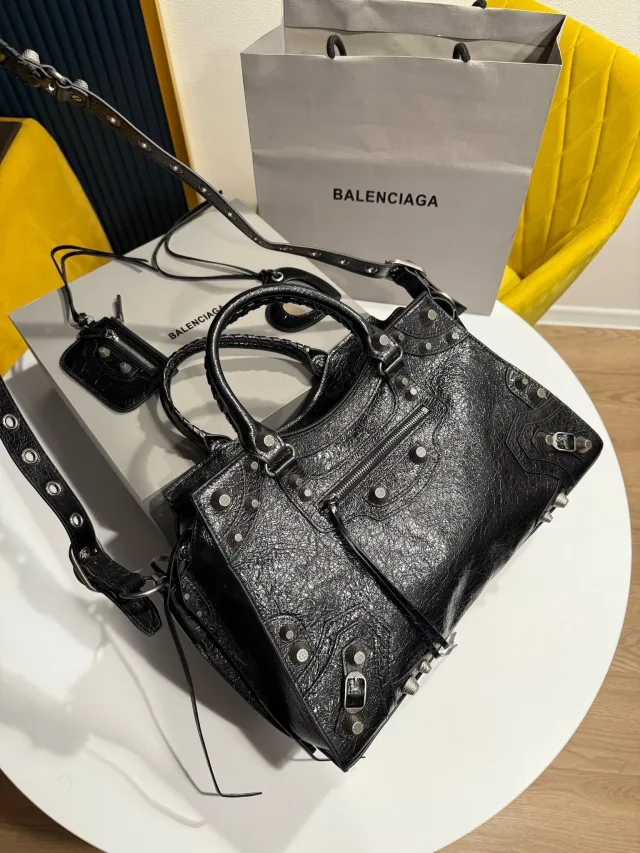 Сумка Balenciaga Le City