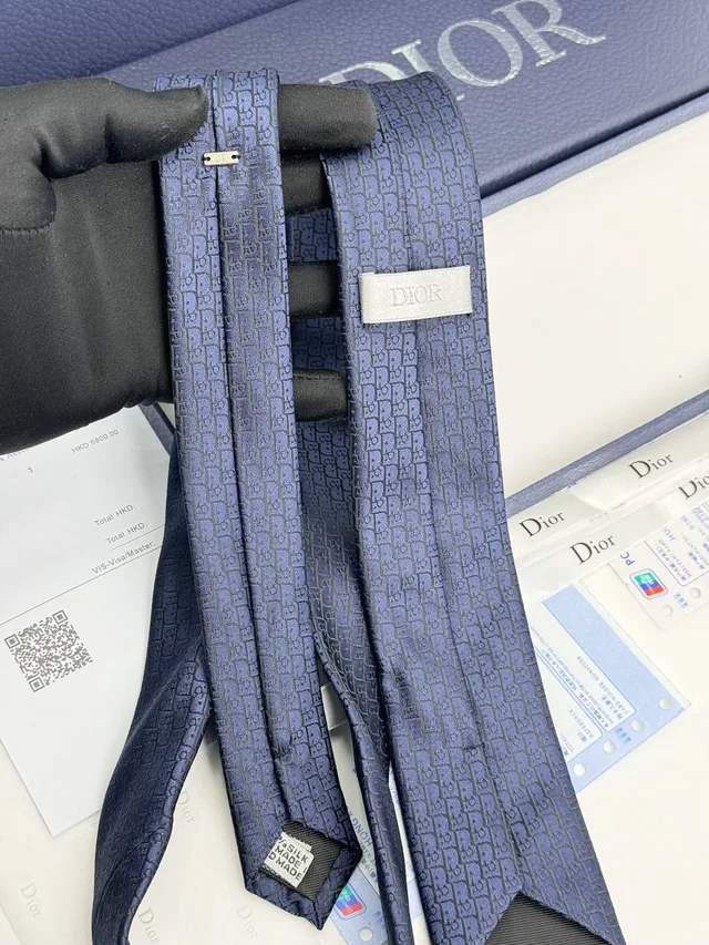 Галстук DiOR