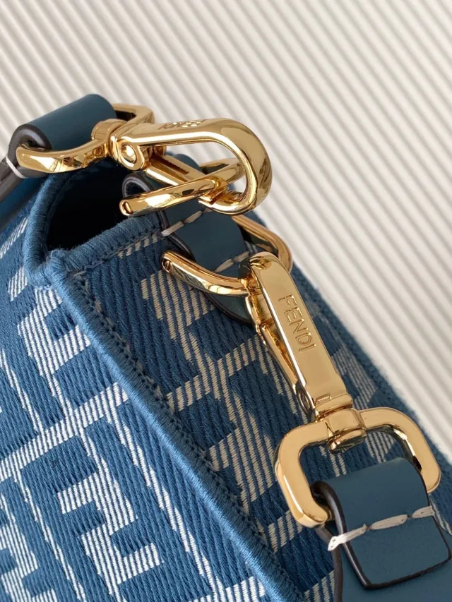 Сумка Fendi Baguette