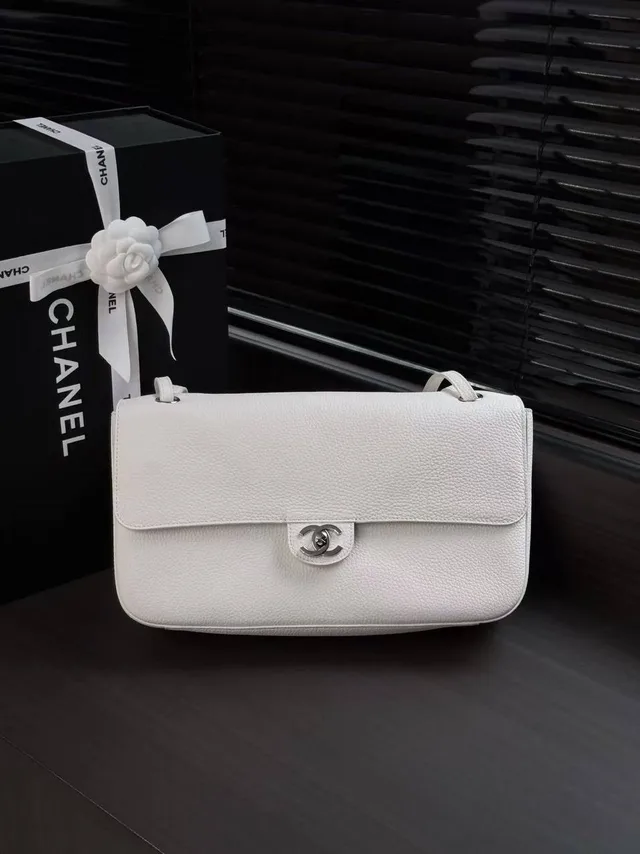 Сумка Chanel фурнитура серебро