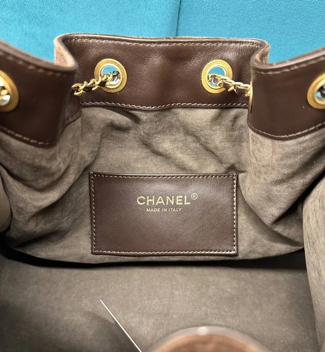 Маленькая сумочка Chanel