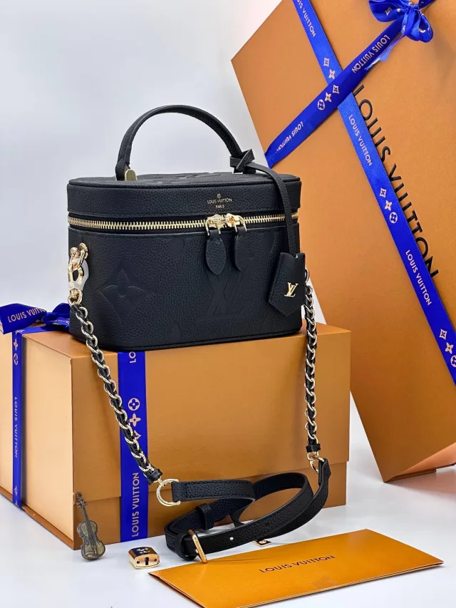 Косметичка Louis Vuitton