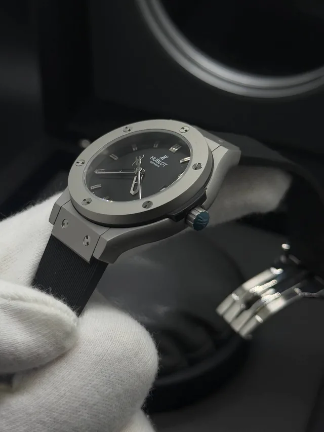 Часы Hublot