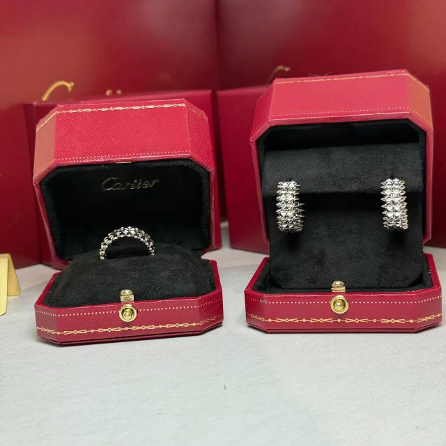 Серёжки Cartier