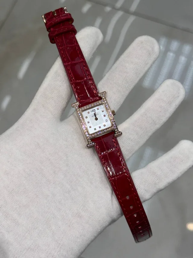 Часы HERMES