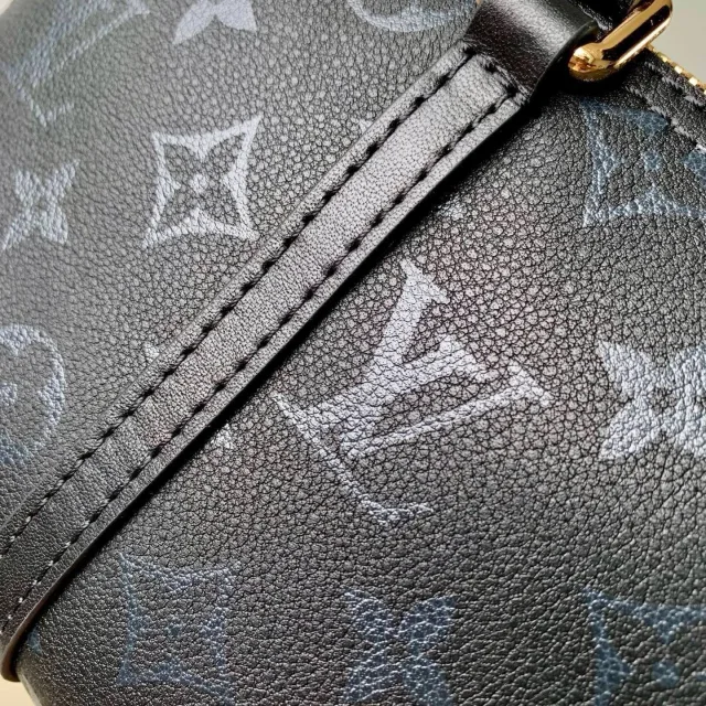 Сумка Louis Vuitton