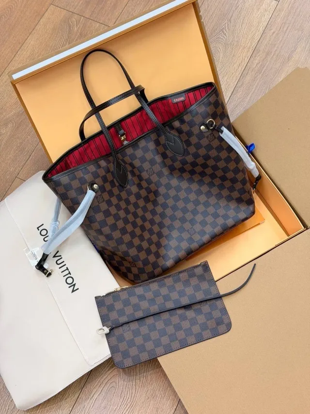 Шоппер Louis Vuitton