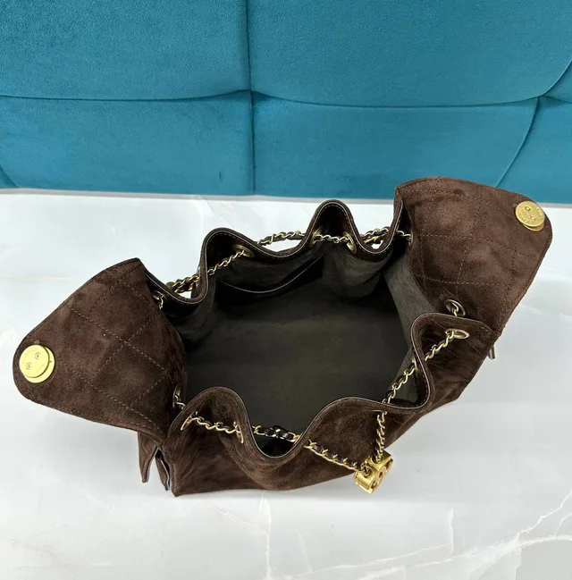 Маленькая сумочка Chanel