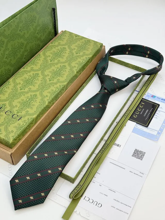 Галстук Gucci