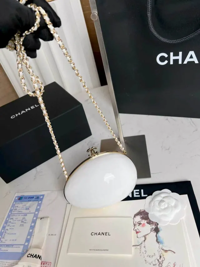 КЛАТЧ CHANEL
