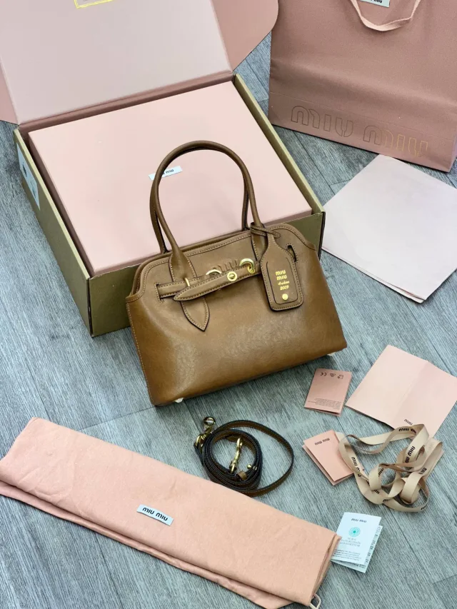 MiU MiU