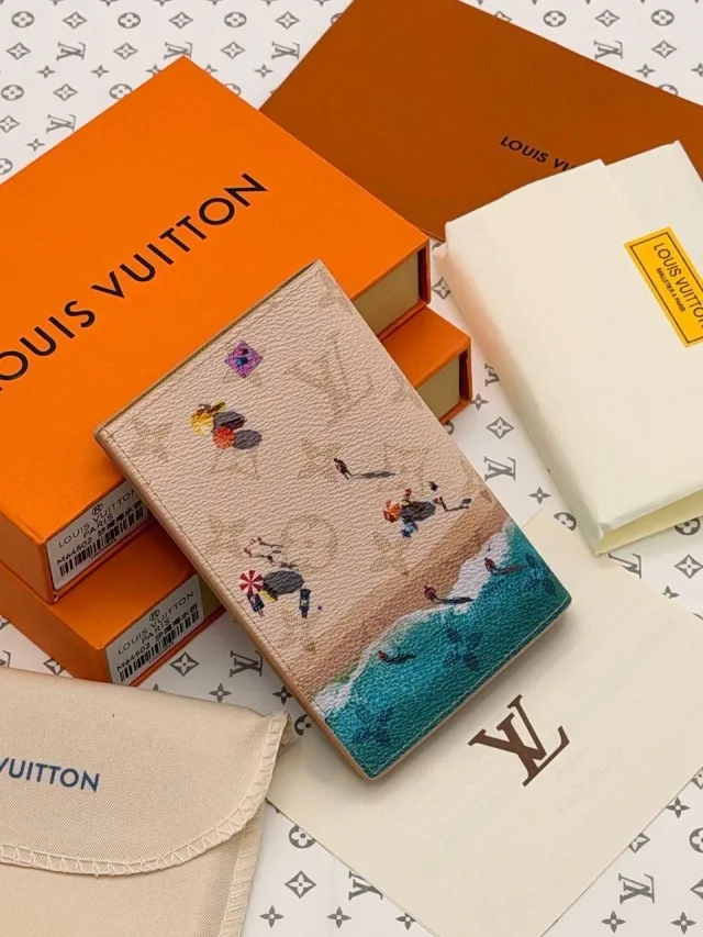 Обложка на паспорт Louis Vuitton