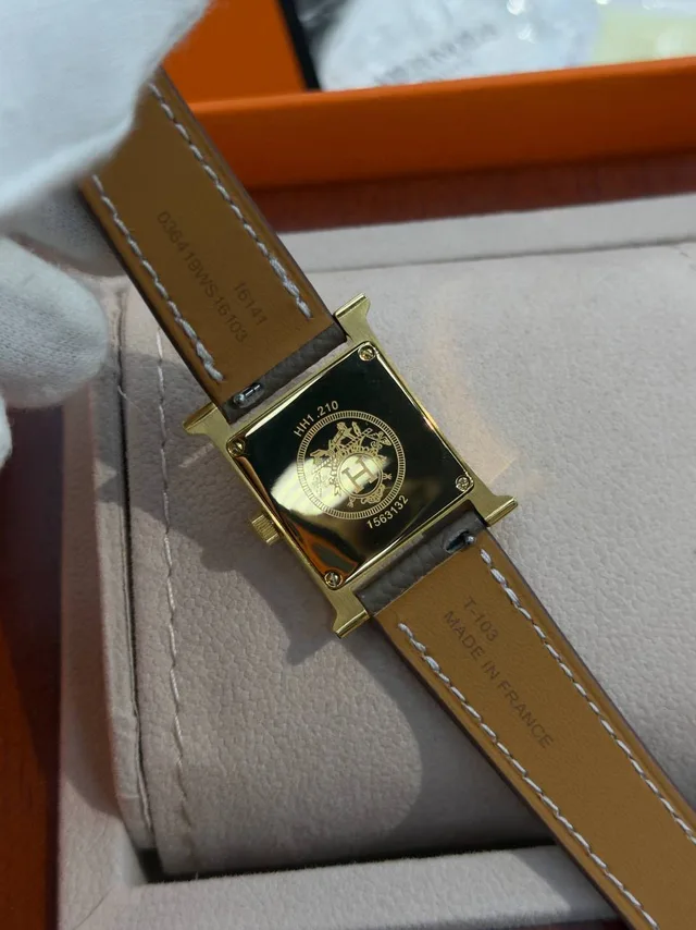 Часы HERMES