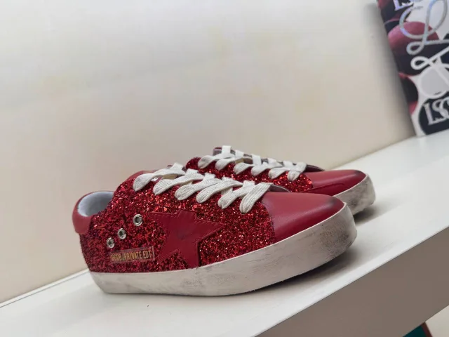 Кроссовки Golden Goose