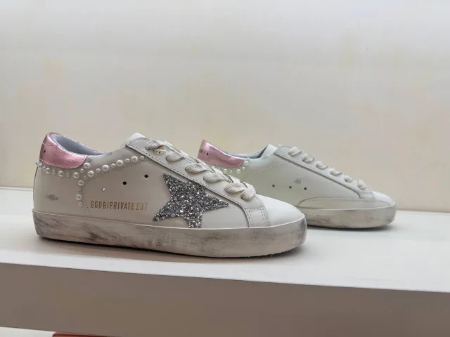 Кроссовки Golden Goose