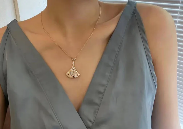Подвеска Bvlgari