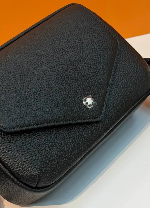 Маленькая сумка через плечо Montblanc Companion