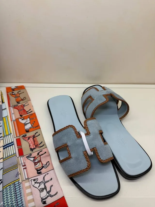 Шлепанцы Hermes