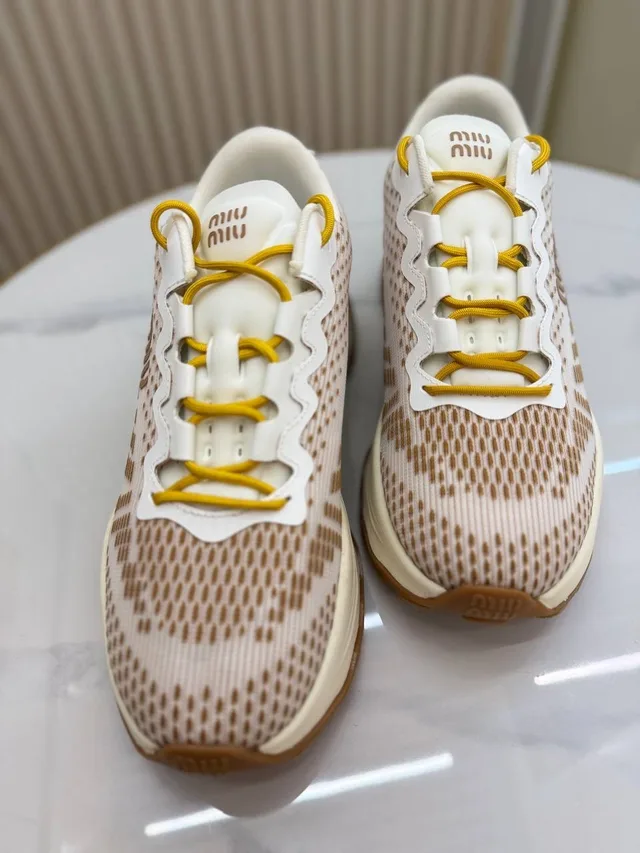 Кроссовки MIU MIU