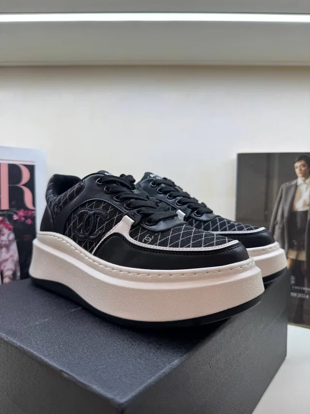 Кроссовки Chanel