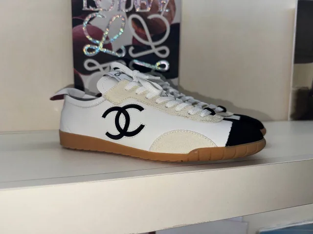 Кроссовки Chanel