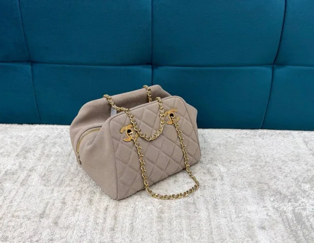 Сумка Chanel Bowling mini