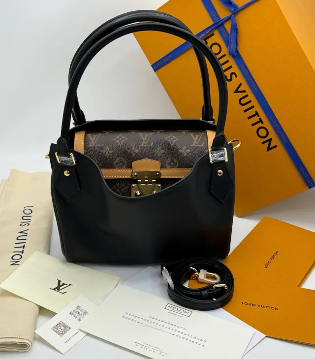 Сумка Louis Vuitton