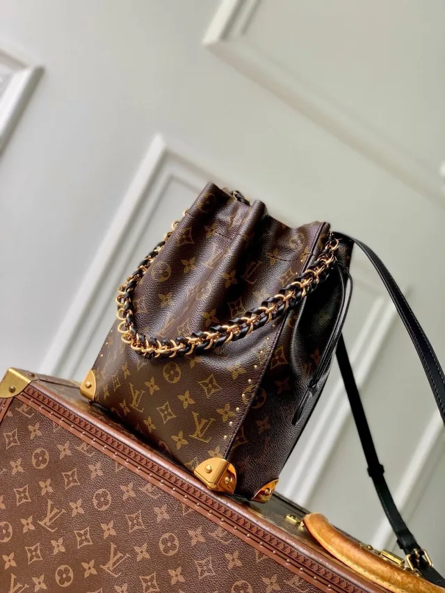 Louis Vuitton Nano Noé Trunk