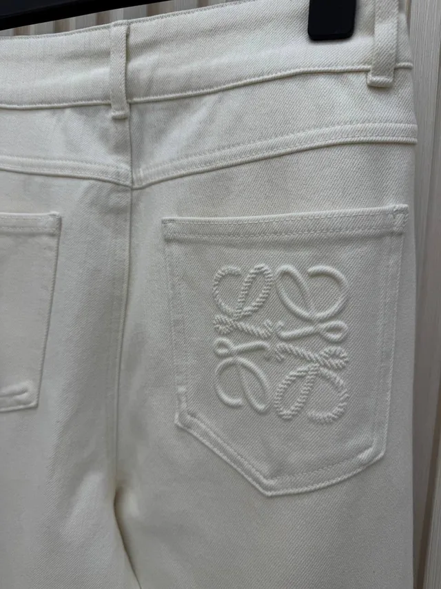 Джинсы Loewe